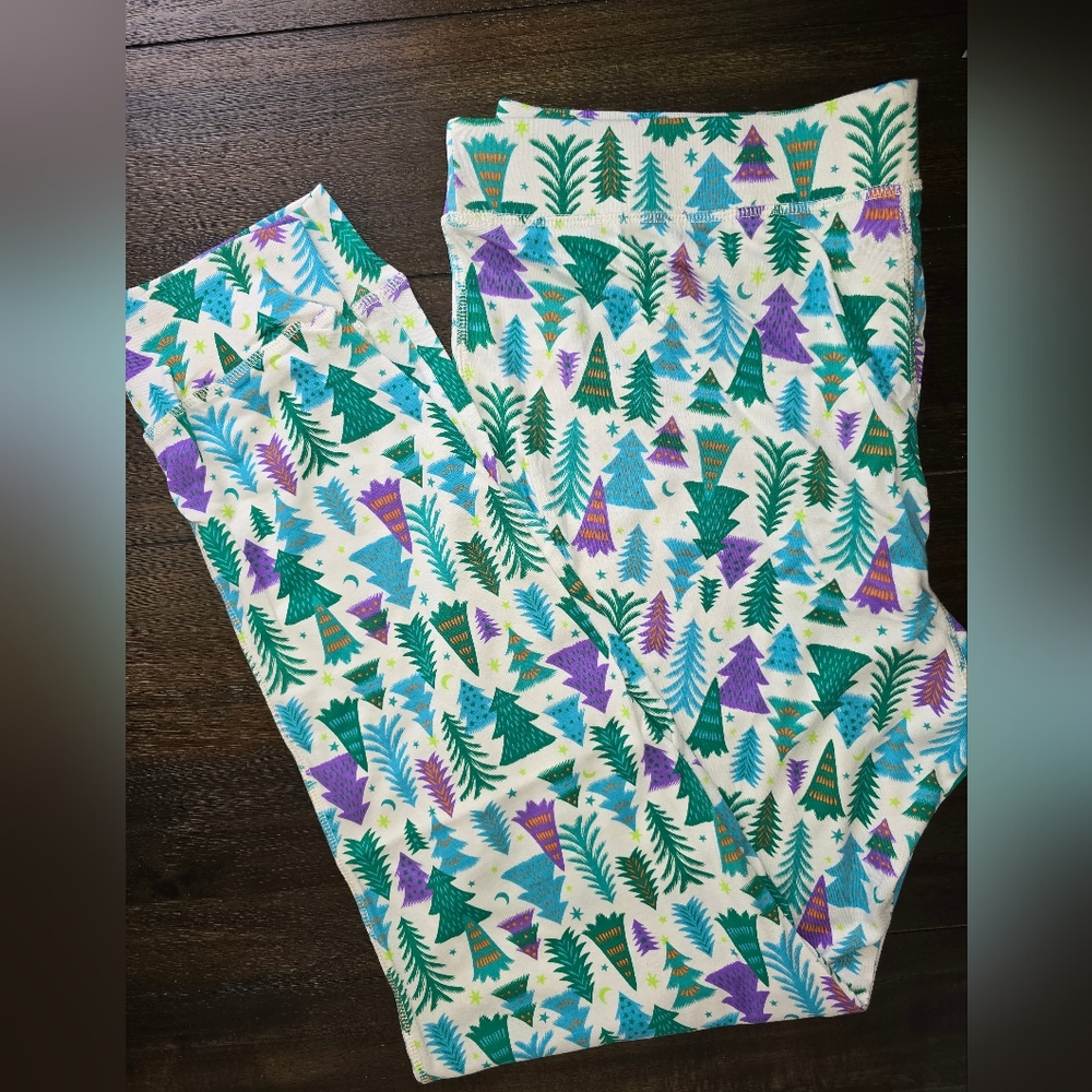 Christmas Tree Print Pajamas Adults New XXL Unisex - Picture 3 of 15